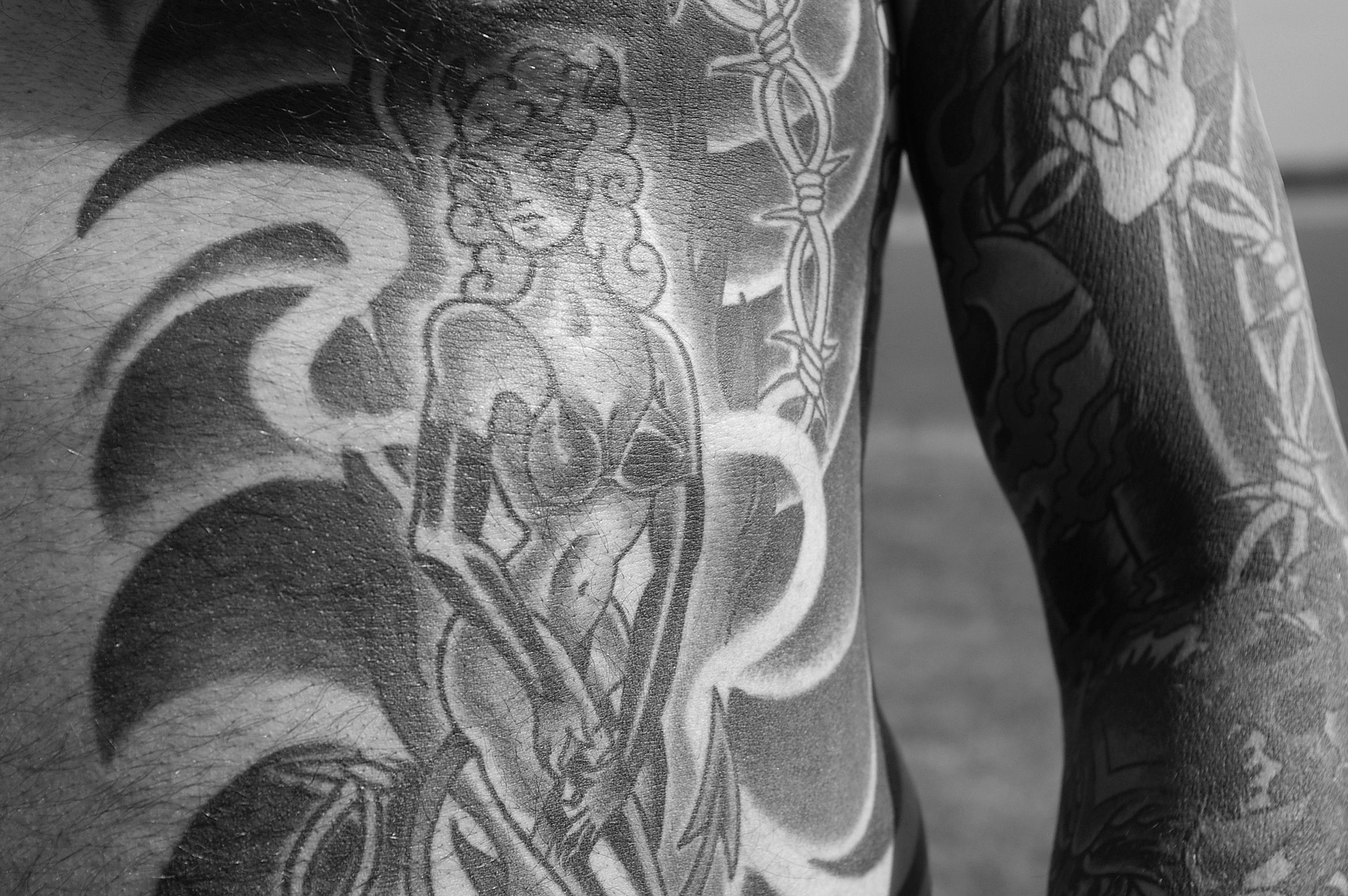 Polizeikarriere auch mit großem Tattoo möglich